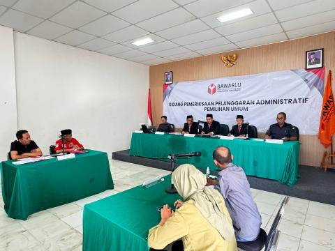 Bawaslu Kabupaten Tangerang Gelar Sidang Pelanggaran Administratif Pada Pemilu Tahun 2024, pada selasa, 19 Maret 2024. 
