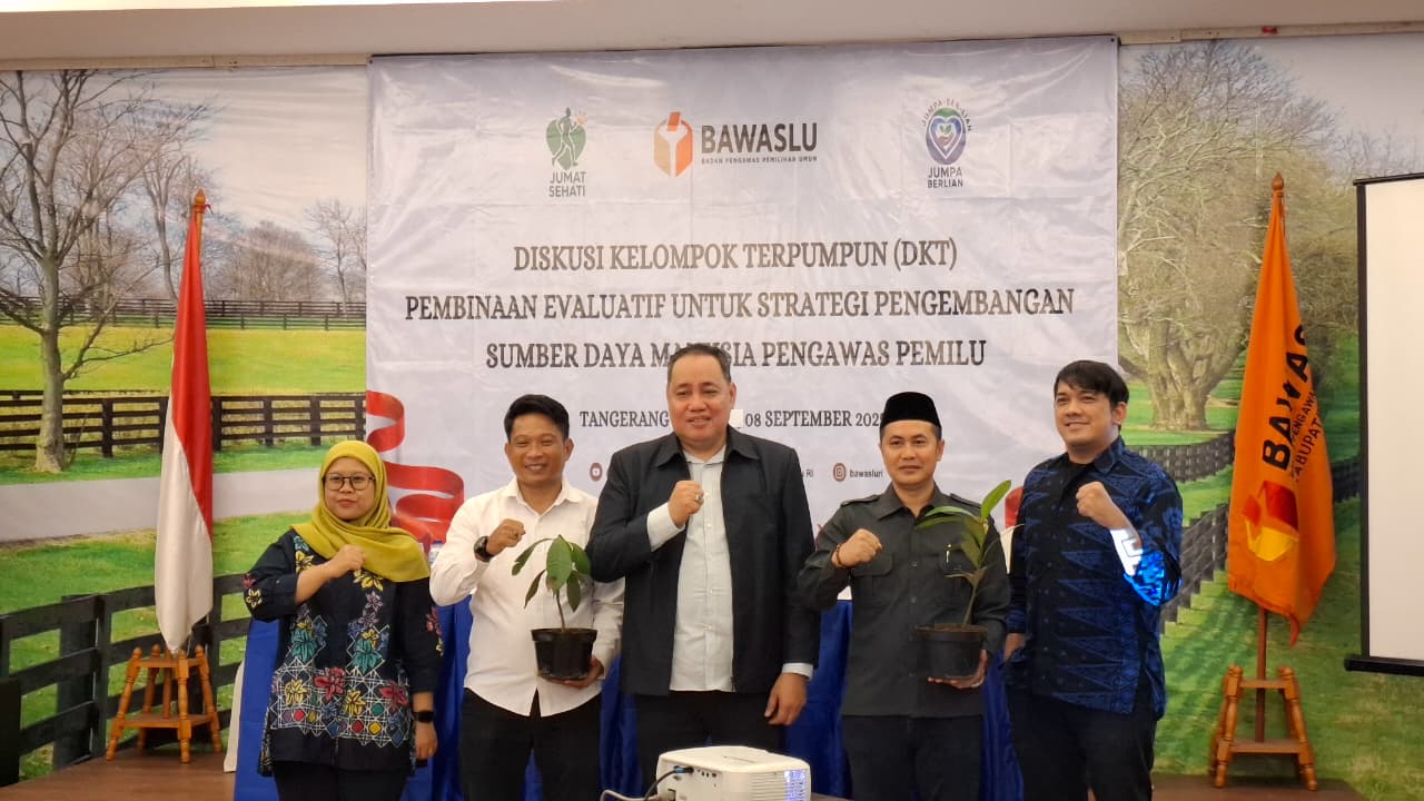 Perkuat Profesionalisme Jajaran Pengawas Pemilu, Bawaslu Kabupaten Tangerang Ikuti Diskusi Kelompok Terpumpun (DKT) Pembinaan Evaluatif