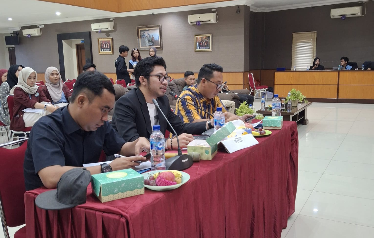 debat