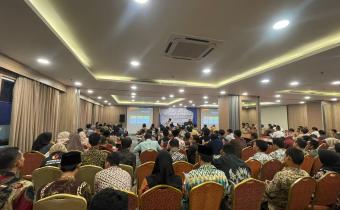 Rapat Kerja Teknis Dengan Panwaslu Kecamatan Dalam Pengawasan Tahapan Pemilihan Serentak Tahun 2024