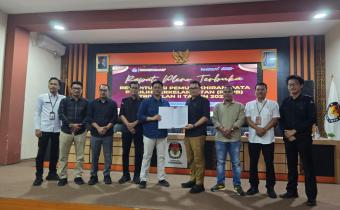 Bawaslu Awasi Pleno Pemutakhiran Data Pemilih Berkelanjutan Triwulan II Tahun 2025. Rabu, 2 Juli 2025. 